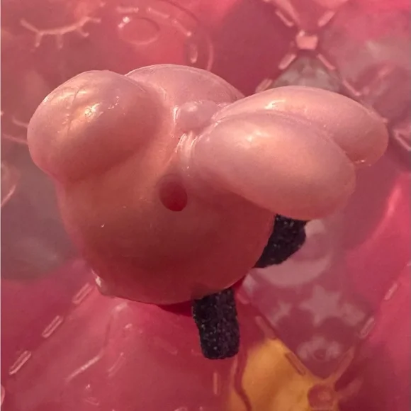 Hatchimals CollEGGtibles Shimmer Babies Beewee Pink Bunny - Picture 6 of 6